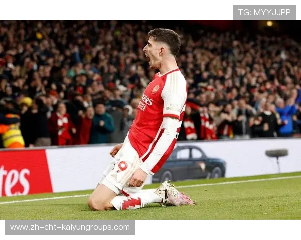 切尔西—哈弗茨背身回敲制造机会